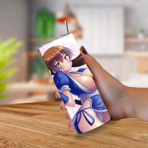 Hand holding a 20oz Tumbler with a anime character Kasumi of Dead or Alive. 